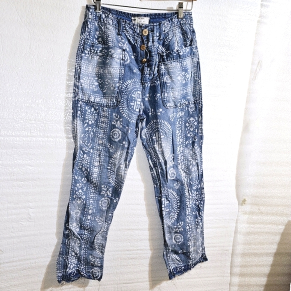 Free People ISLAND VIBES DISCHARGE TROUSERS IN BLUE - Picture 7 of 15